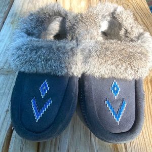 Manitobah mukluks
